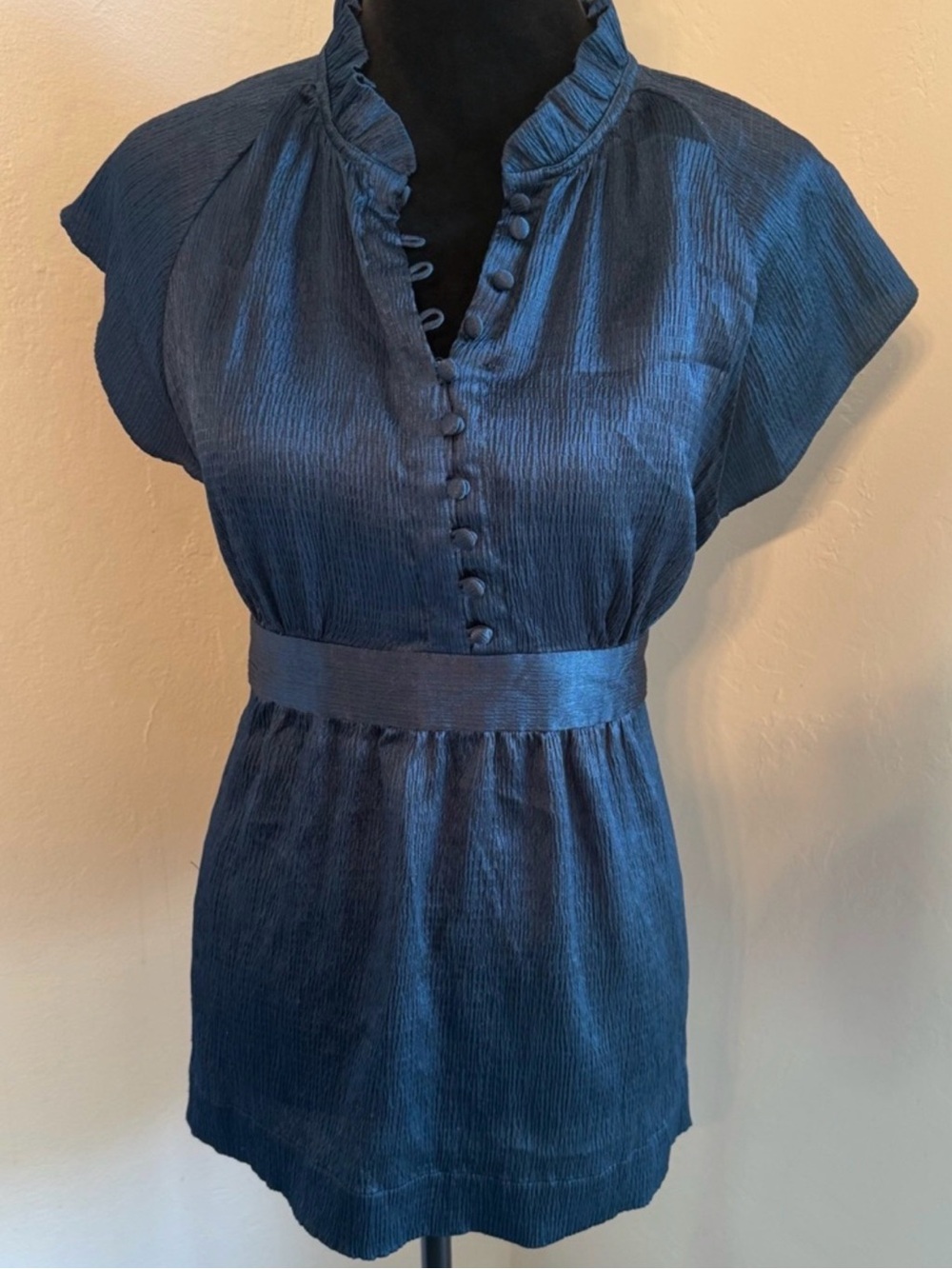 Women’s Navy Textured Satin Button-Front Blouse (Size L)